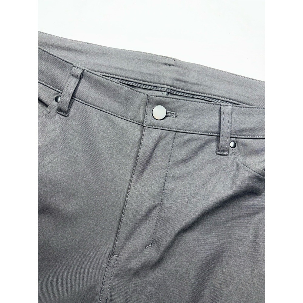 Lululemon ABC Pants Mens 36x33 Black Warpstreme Performance Stretch Chinos